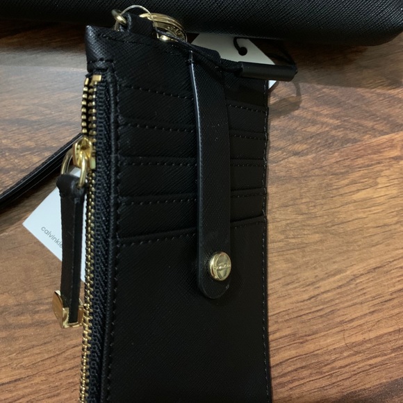 Calvin Klein purse and small wallet - Picture 3 of 4